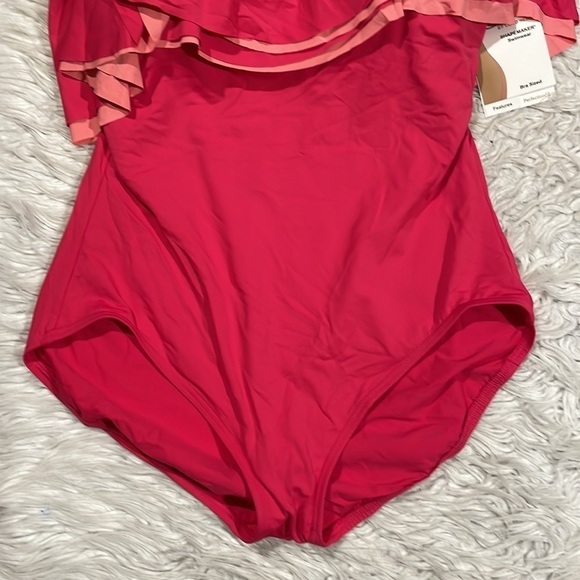 NWT Coco Reef HIBISCUS Contours Ruffled One-Piece Swimsuit - Picture 11 of 13